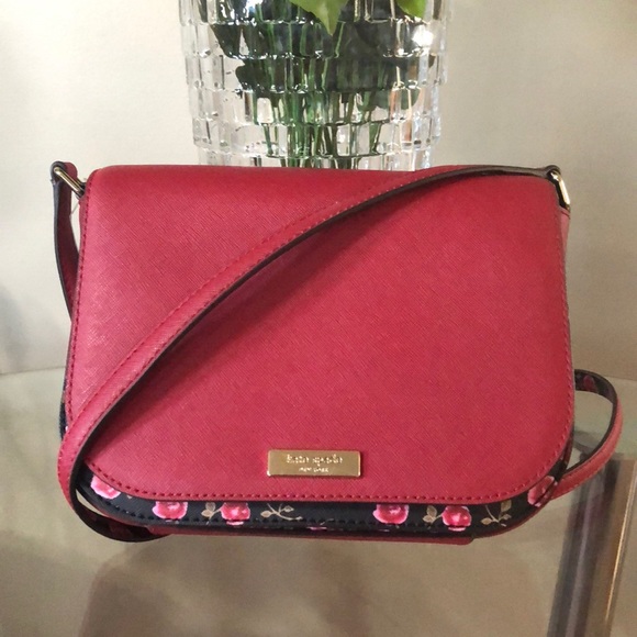 KateSpade Laurel Way Large Carson - Picture 3 of 8